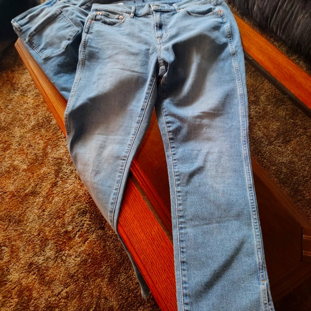 Gap jeans